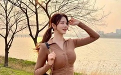 卡一卡二卡三高清乱码网站